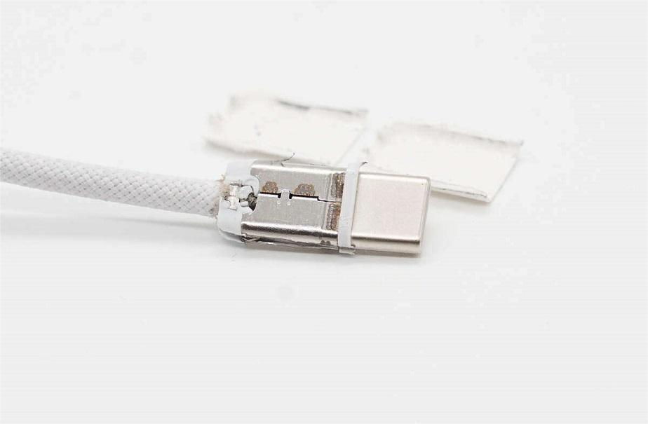 240W 2 Meter Length APPLE USB-C to USB-C Cable A2794 Disassembly